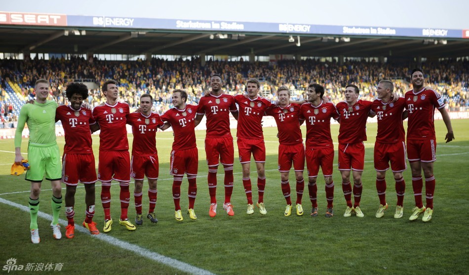 桑德兰主帅勒布里斯否认有意莱比锡前锋奥蓬达：这是假新闻