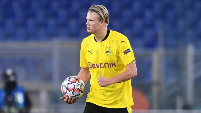 阿媒：阿根廷足协遭司法部门搜查，涉嫌与某金融机构存在关联（阿媒：阿根廷足协遭司法突查，疑与某金融机构存关联）