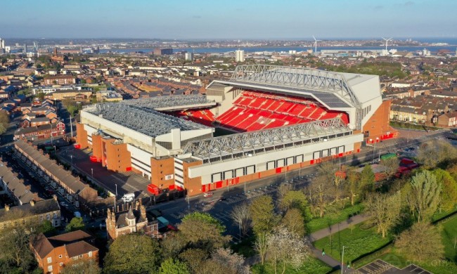 安切洛蒂：加布里埃尔内收肌受伤，周日将进行检查