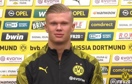 2025LPL全明星颁奖：Tarzan独获三奖，AL年度最佳俱乐部