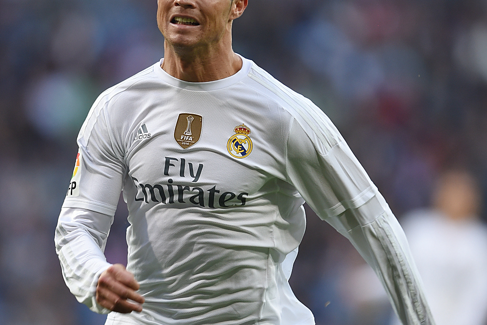 传闻：曼联和米兰球探现场考察18岁雷恩高中锋梅特