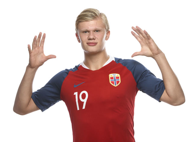 萨里：建议把VAR设备放的离替补席远一点，裁判需要冷静判断