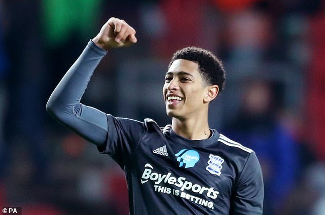 巴萨梅西进球助球队领先皇家社会