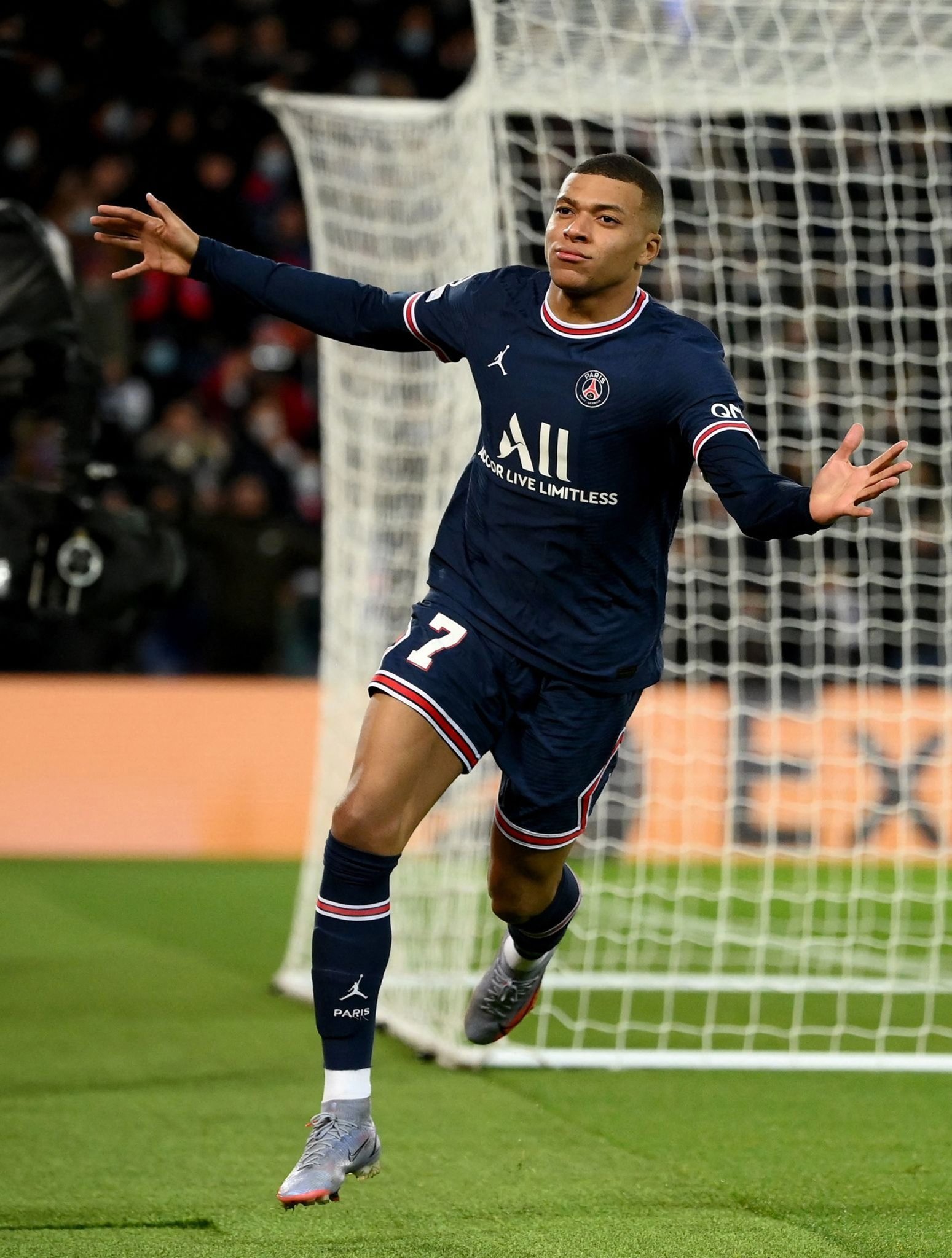 22胜5平，阿德耶米进球的比赛多特保持不败