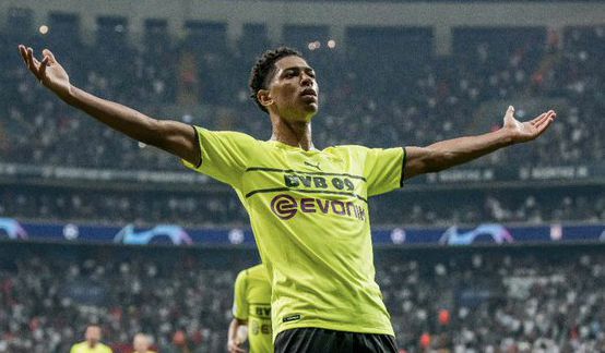 哈里森·巴恩斯成马刺队史最老30+5+5且命中5三分球员