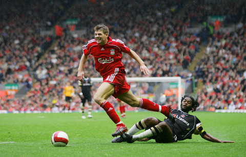 徐根宝：希望海港给国足输送更好的球员 我们的目标是世界杯（徐根宝：盼海港为国足输送精英，目标直指世界杯）