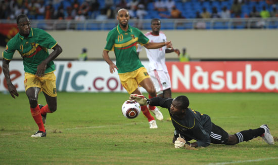 重返福地，赫拉芬贝赫在圣西罗球场两次获欧冠全场最佳球员