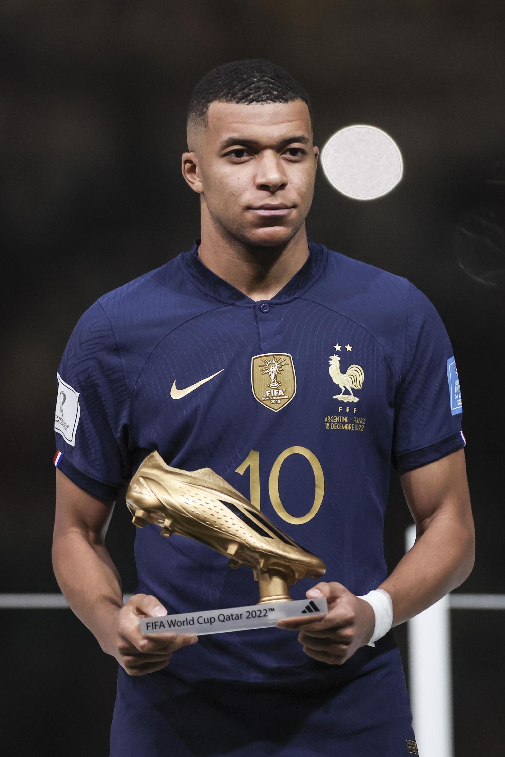 ATP总决赛 辛纳笑到最后