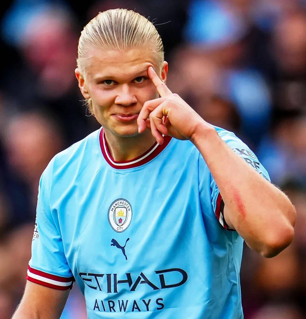 维拉vs阿森纳前瞻：英超前3大战 枪手主力双中卫缺席 谁也难赢（英超前三巅峰战前瞻：维拉对阵阿森纳，枪手双中卫缺阵，恐难分胜负）