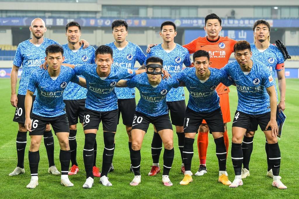 世体：巴萨仍考虑签格里马尔多；坎塞洛、穆尼奥斯也愿意加盟