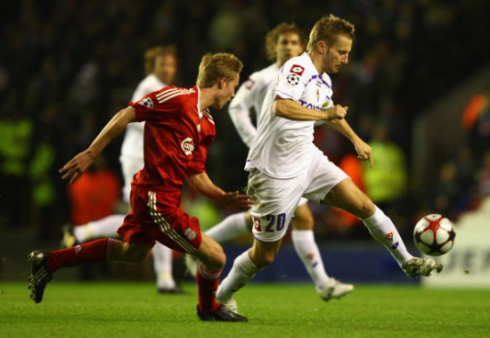 罗马2分优势领跑意甲，迪卡尼奥：真正的考验是强强对话（罗马两分优势登顶意甲，迪卡尼奥：硬仗在强强碰面）