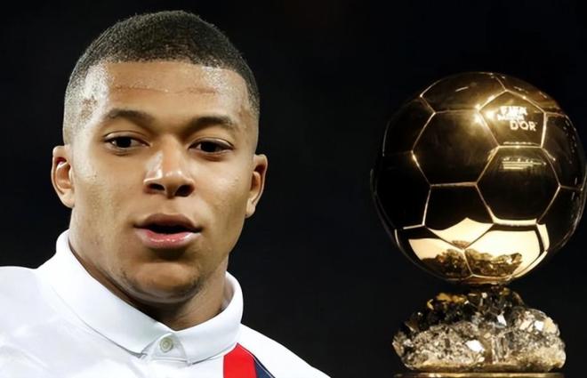 诺伊尔：补时进2球让大家松一口气，是否续约明年3月再考虑