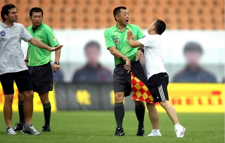 以山东泰山队为例，去掉外援，中超改为全华班与外援队就能盈利（以山东泰山为例：中超若取消外援、推行全华班亦可实现盈利）