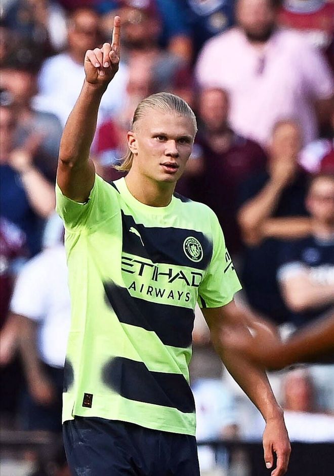 德转评年度最佳前锋：登贝莱、哈兰德、凯恩、姆巴佩入围